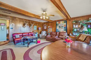 1642 Salesville Rd, Mineral Wells, TX 76067 - Photo 9