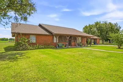 1642 Salesville Road, Mineral Wells, TX 76067 - Photo 5