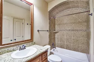 202 Captains Ct, Granbury, TX 76049 - Photo 31