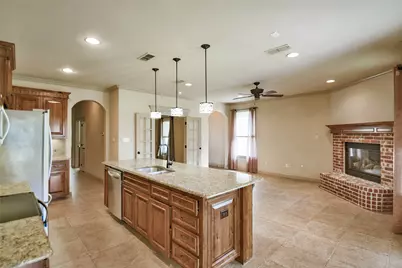 202 Captains Court, Granbury, TX 76049 - Photo 13