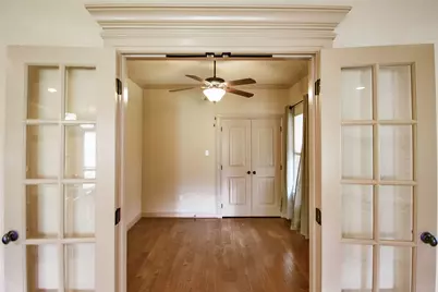 202 Captains Court, Granbury, TX 76049 - Photo 19