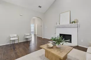 4816 N Cascades St, Fort Worth, TX 76137 - Photo 9