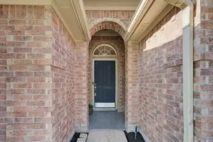 4816 N Cascades St, Fort Worth, TX 76137 - Photo 3