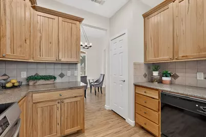 510 Mattie Lane, Lake Dallas, TX 75065 - Photo 13