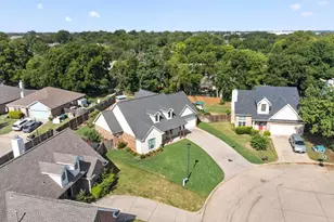 510 Mattie Ln, Lake Dallas, TX 75065 - Photo 3
