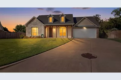 510 Mattie Lane, Lake Dallas, TX 75065 - Photo 1