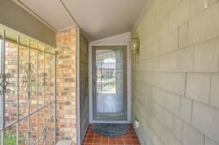 1846 Lewis Trail, Grand Prairie, TX 75052 - Photo 5