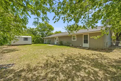 1085 W Park Street, Stephenville, TX 76401 - Photo 27
