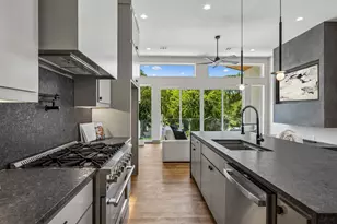 412 Avenue L, Dallas, TX 75203 - Photo 3