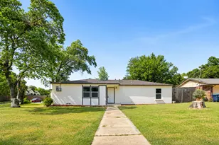 5001 Meadowbrook Dr, Fort Worth, TX 76103 - Photo 1