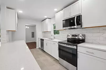 5001 Meadowbrook Drive, Fort Worth, TX 76103 - Photo 11
