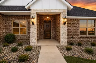 336 El Pescado Ct, Godley, TX 76044 - Photo 3