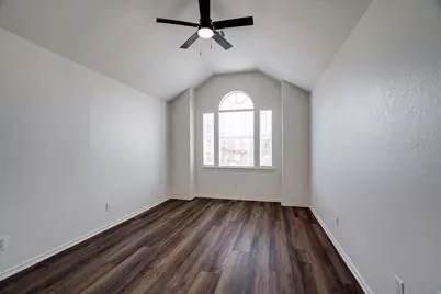 947 Winterstone Drive, Lewisville, TX 75067 - Photo 13