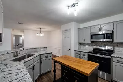 947 Winterstone Drive, Lewisville, TX 75067 - Photo 7