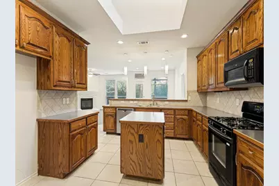 12628 Clarksburg Trail, Fort Worth, TX 76244 - Photo 5