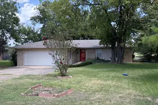 209 Morningside Dr, Mexia, TX 76667 - Photo 1