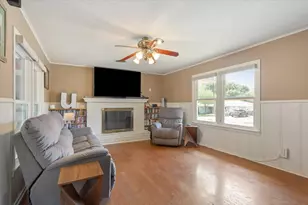 1024 N 43rd St, Waco, TX 76710 - Photo 13