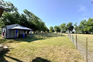 1133 Rs County Road 1525, Point, TX 75472 - Photo 15