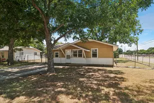 3800 Atlas Dr, Denton, TX 76209 - Photo 3