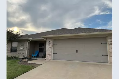 2011 S 15th, Waco, TX 76706 - Photo 3