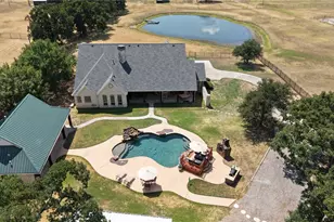 212 Oak Ridge Rd, Denison, TX 75021 - Photo 1