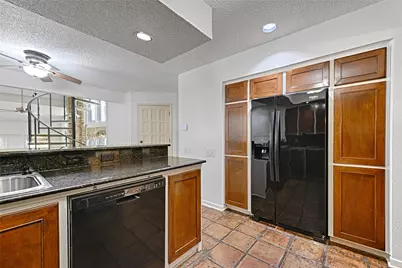 103 W Northgate Drive, Irving, TX 75062 - Photo 15