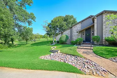 103 W Northgate Drive, Irving, TX 75062 - Photo 3