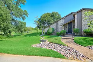 103 W Northgate Dr, Irving, TX 75062 - Photo 3