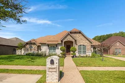 1904 Melbourne Drive, Pantego, TX 76013 - Photo 3