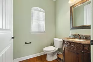 1904 Melbourne Dr, Pantego, TX 76013 - Photo 17