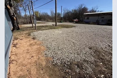 221 W Division Street, Graford, TX 76449 - Photo 13