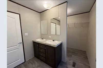 221 W Division Street, Graford, TX 76449 - Photo 27