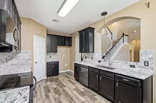 221 Flatwood Dr, Little Elm, TX 75068 - Photo 9