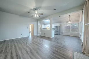 7105 Stephanie Ct, North Richland Hills, TX 76182 - Photo 3