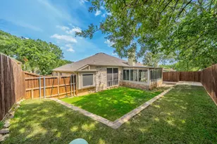 7105 Stephanie Ct, North Richland Hills, TX 76182 - Photo 27