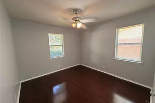 825 Bryan Dr, Bedford, TX 76022 - Photo 7