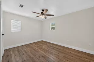 1022 Denton Dr, Euless, TX 76039 - Photo 23