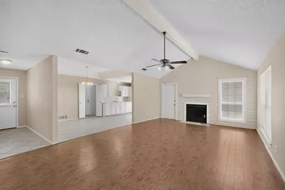 107 Modene Avenue, Waxahachie, TX 75165 - Photo 7