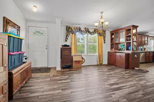 220 Barker Rd, Ennis, TX 75119 - Photo 5