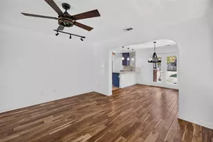 2205 College Ave, Fort Worth, TX 76110 - Photo 11