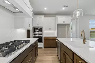 2418 Silver Spg Ct, Celina, TX 75009 - Photo 7