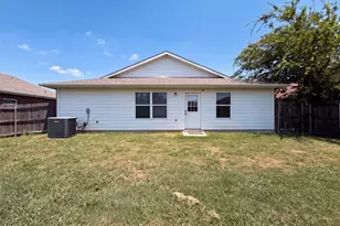 3132 Evangeline Rd, Fort Worth, TX 76140 - Photo 5