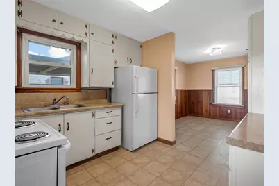 307 N Playdium Drive, West, TX 76691 - Photo 7