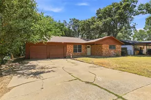 108 N Imperial Dr, Denison, TX 75020 - Photo 3