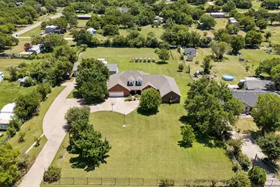 2412 Chickering Road, Cleburne, TX 76031 - Photo 3
