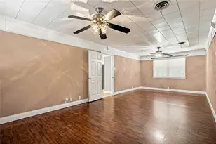 2507 N Shannon St, Sherman, TX 75092 - Photo 15