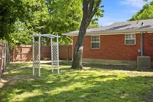 2507 N Shannon St, Sherman, TX 75092 - Photo 27