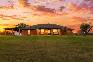 601 Co Rd 3525, Paradise, TX 76073 - Photo 1