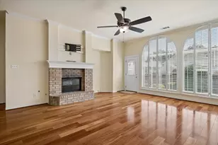 7710 Sweetgum Dr, Irving, TX 75063 - Photo 21