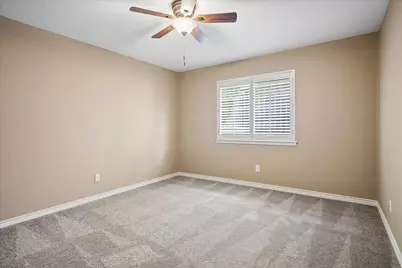 7710 Sweetgum Drive, Irving, TX 75063 - Photo 35